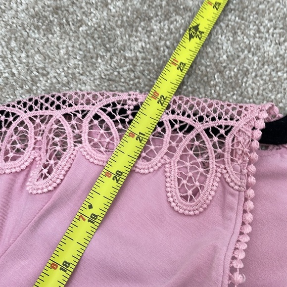 NWT Laundry by Shelli Segal Pink T-shirt - Picture 8 of 8